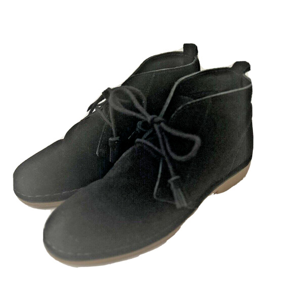 Tommy Bahama EVERT Black Suede Leather Lace Up Ankle Boots Women's SZ 9.5 - Picture 1 of 7